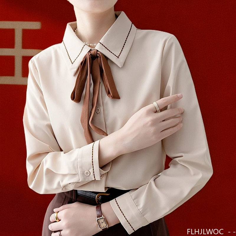 女性用シングルブレスト蝶ネクタイフォーマルブラウス、ピーター - Formal Wear Japan Women のレビューと価格