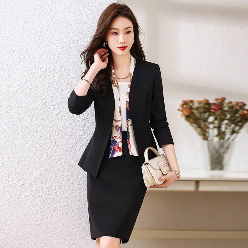 スカートとジャケット付きのフォーマルな女性用ビジネススーツ  - Women Formal Wear Business のレビューと価格